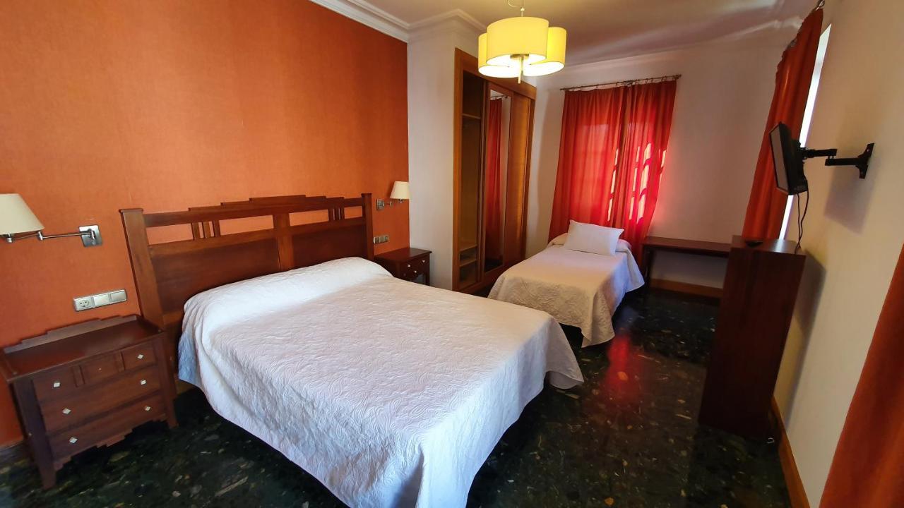 Hostal Ansonea Bera  Rum bild